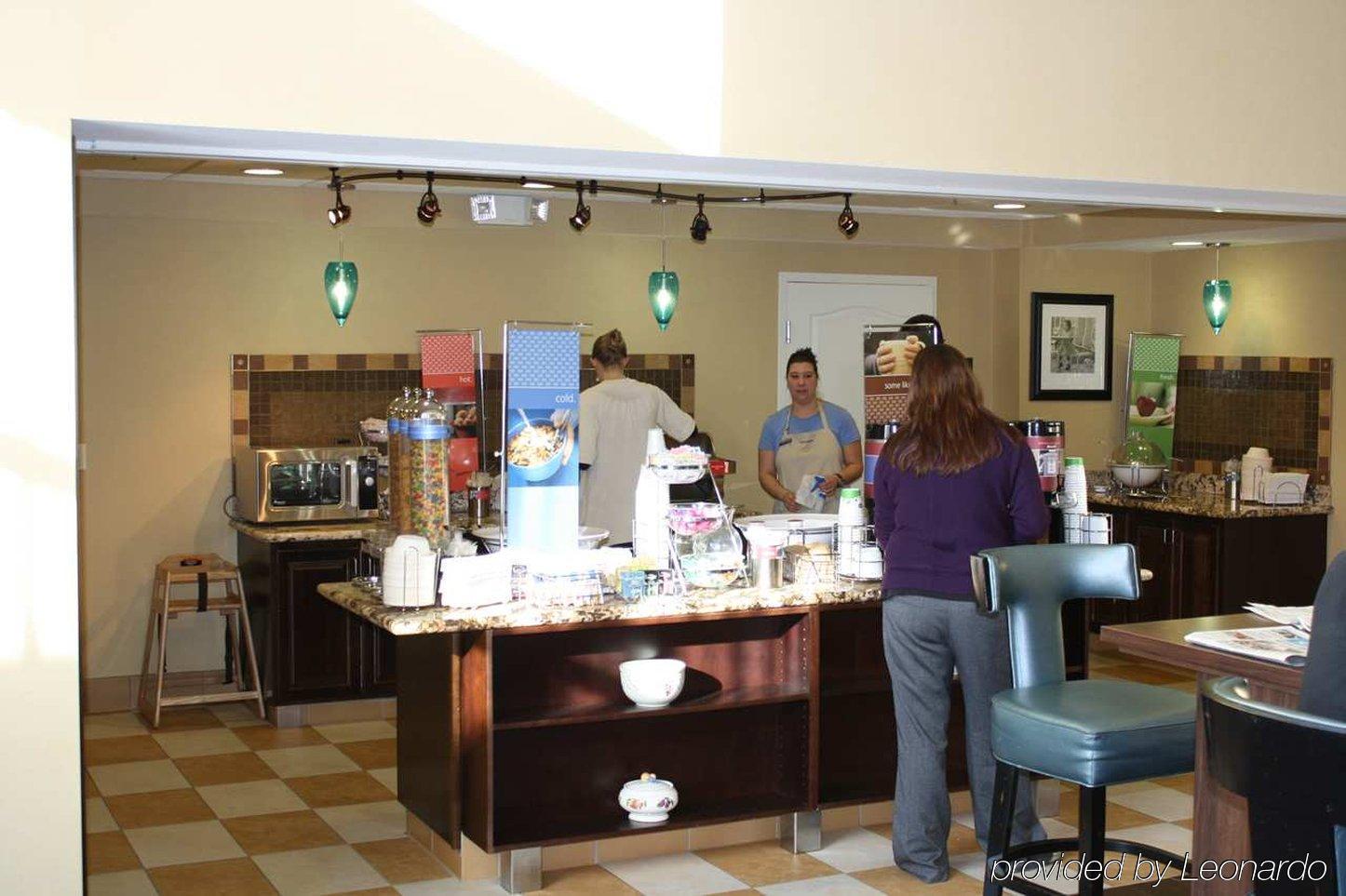 Hampton Inn And Suites St. Cloud Restaurant photo